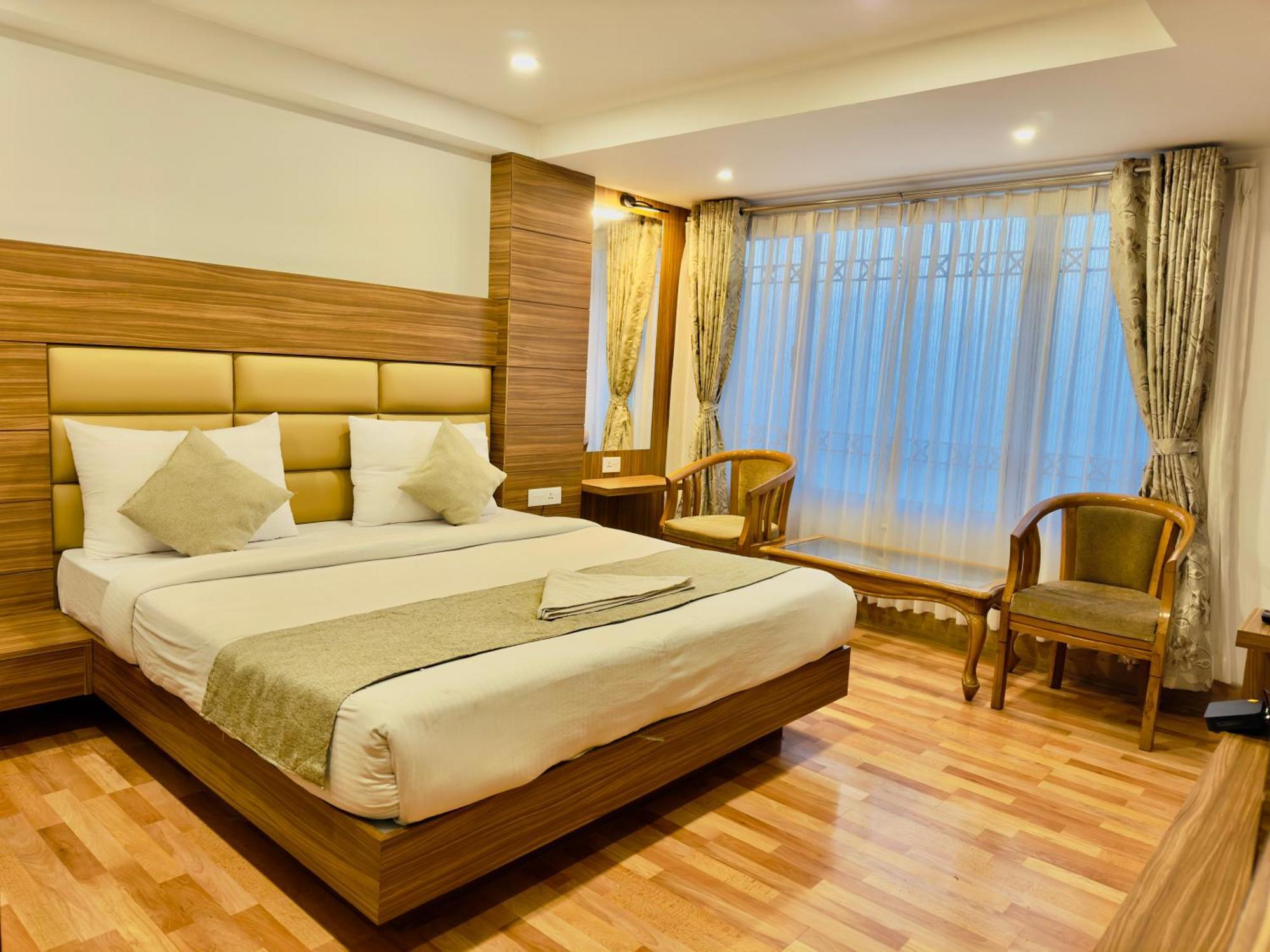 Hotel Bella Vista Darjeeling Near Drc Paid Paking Eksteriør billede